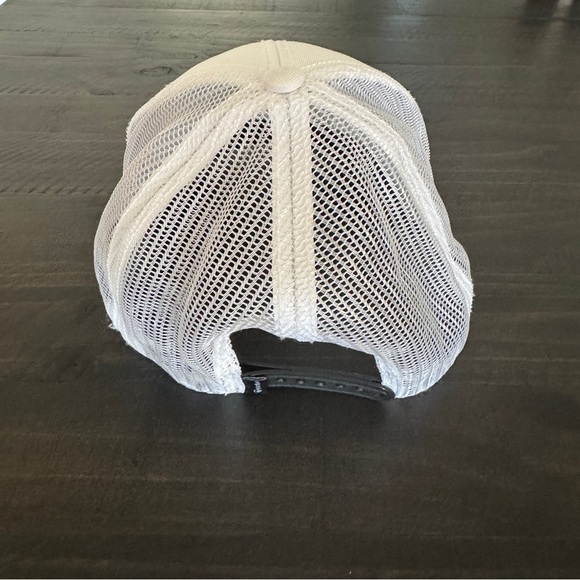 TaylorMade Original One ’79 Trucker Hat - Excellent Condition - Golf Hat - White - Picture 4 of 7